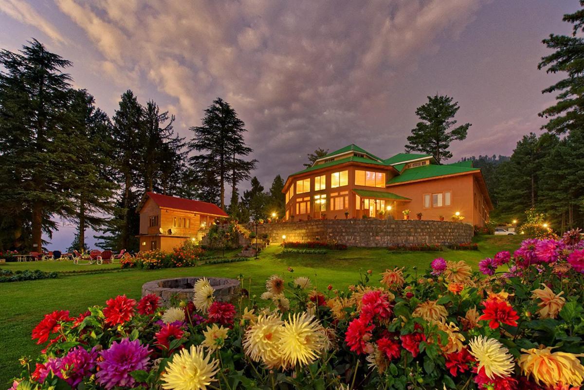 Hotel Arcadian Sprucewoods Shogran Exterior foto